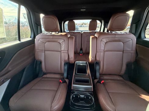 New 2026 Lincoln Aviator Reserve image 23