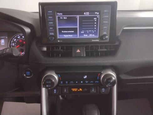 Used 2022 Toyota RAV4 XLE w/ Convenience Package image 40