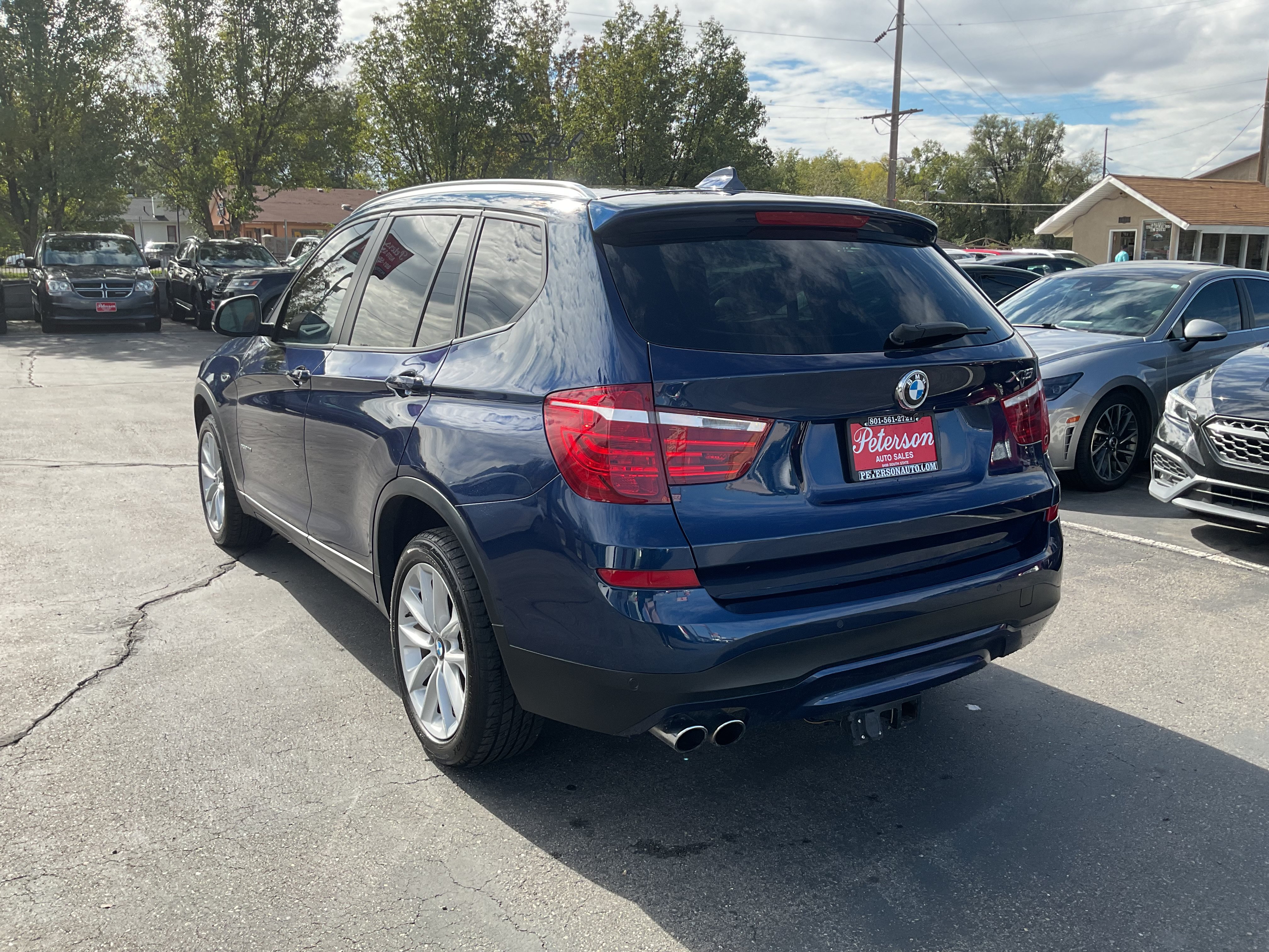 Used 2017 BMW X3 xDrive28i AWD/4WD image 6