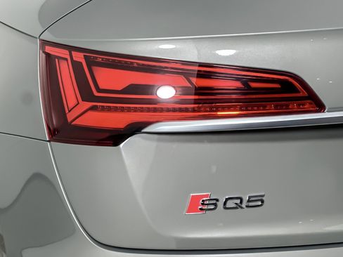 Used 2023 Audi SQ5 Premium Plus w/ Premium Plus Package image 27