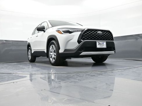Certified 2022 Toyota Corolla Cross L AWD/4WD image 27