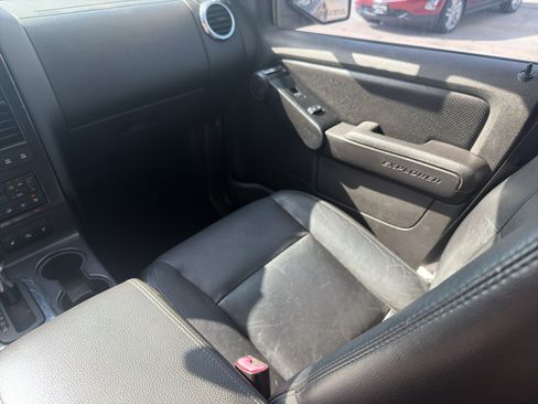 Used 2010 Ford Explorer Sport Trac Limited AWD/4WD image 13