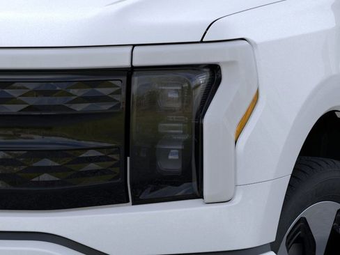 New 2025 Ford F150 Lightning Platinum image 18