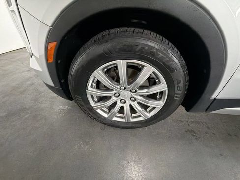 Used 2019 Cadillac XT4 Premium Luxury w/ Cold Weather Package FWD image 32