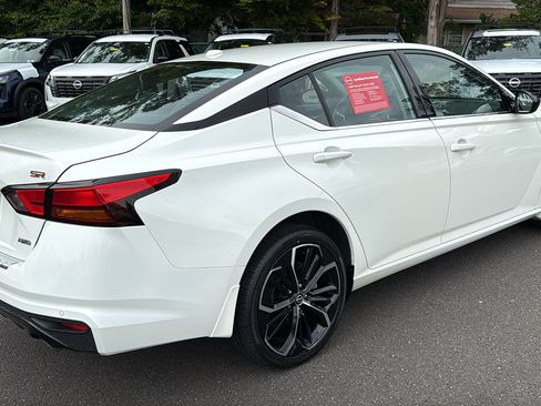 Certified 2023 Nissan Altima 2.5 SR w/ SR Premium Package AWD/4WD image 25
