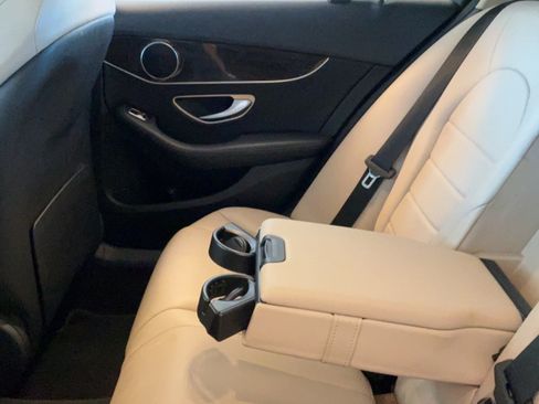 Used 2020 Mercedes-Benz C 300 4MATIC Sedan image 36