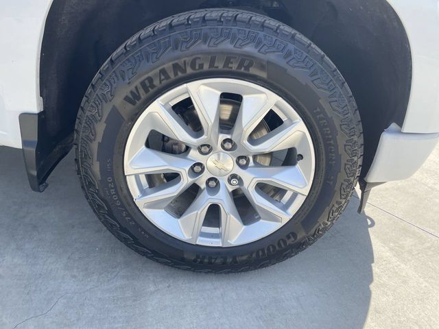 Used 2022 Chevrolet Silverado 1500 Custom AWD/4WD image 32
