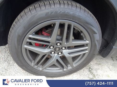 Used 2026 Ford Explorer ST-Line w/ ST-Line Street Pack AWD/4WD image 11