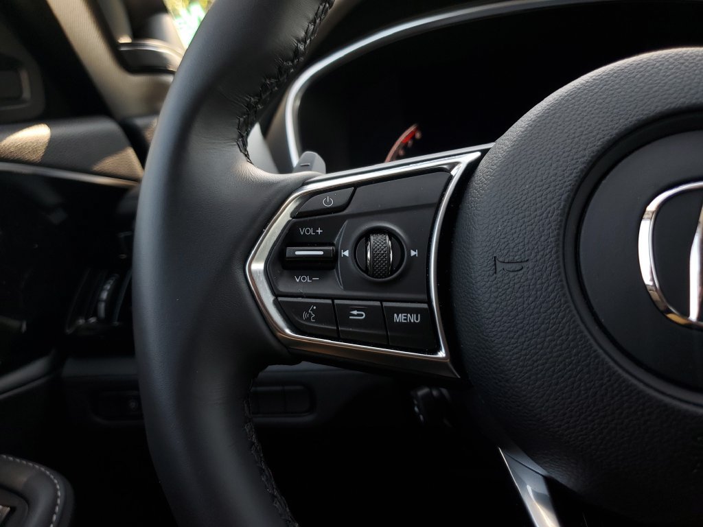 Certified 2026 Acura MDX w/ Technology Package FWD image 22