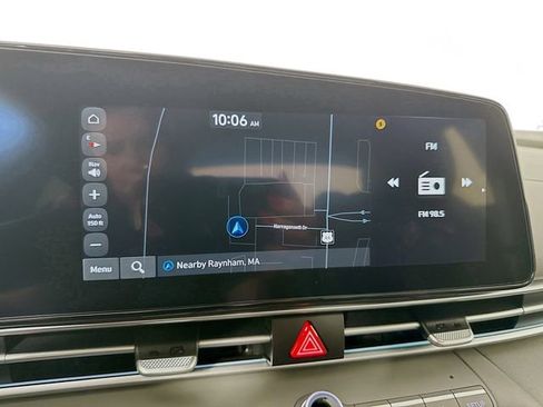 New 2025 Hyundai Elantra SEL FWD image 16