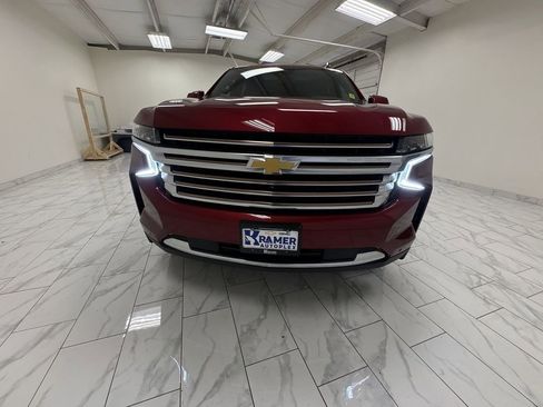Used 2023 Chevrolet Tahoe High Country w/ Advanced Technology Package RWD image 32