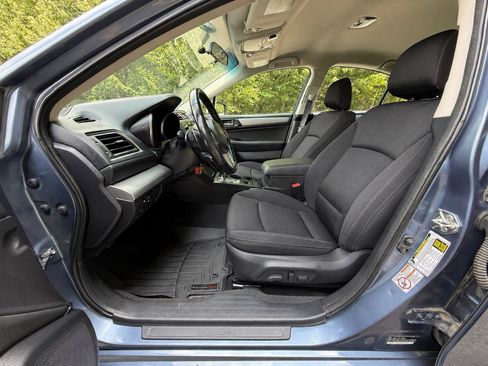 Used 2016 Subaru Legacy 2.5i Premium AWD/4WD image 14