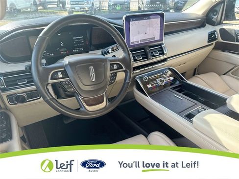 Used 2020 Lincoln Navigator L Reserve image 36