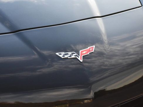 Used 2007 Chevrolet Corvette Coupe w/ Preferred Equipment Group image 9