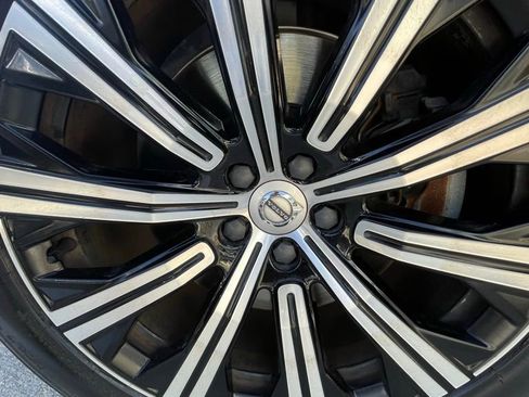 Used 2020 Volvo XC90 T8 Inscription image 45