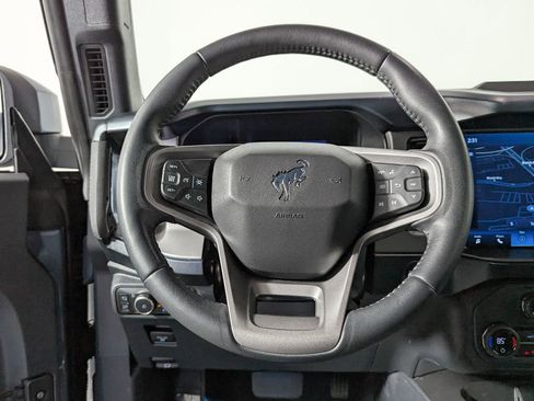 Used 2023 Ford Bronco Outer Banks image 26