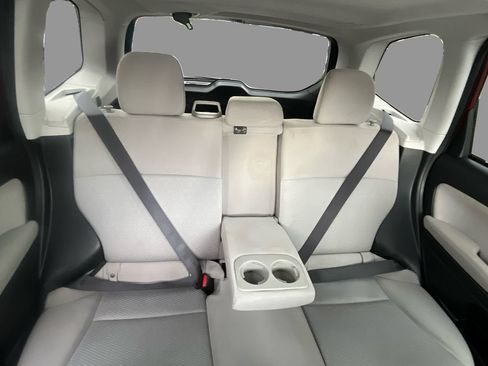 Used 2015 Subaru Forester 2.5i Premium w/ All-Weather Package AWD/4WD image 13