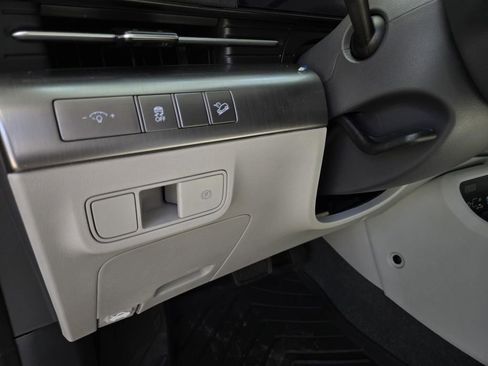 New 2026 Hyundai Kona SEL Sport FWD image 19