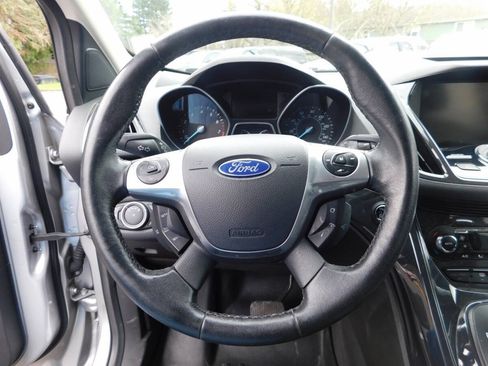 Used 2014 Ford Escape Titanium w/ Equipment Group 401A AWD/4WD image 9