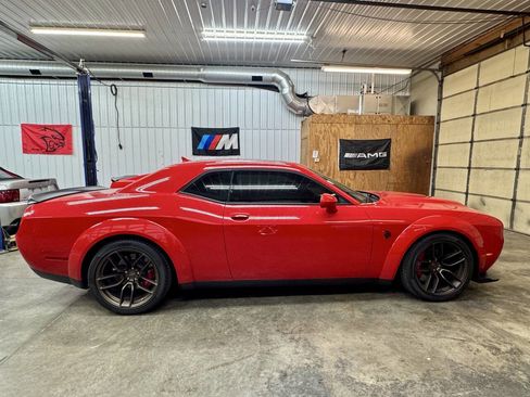 Used 2023 Dodge Challenger SRT Hellcat image 14