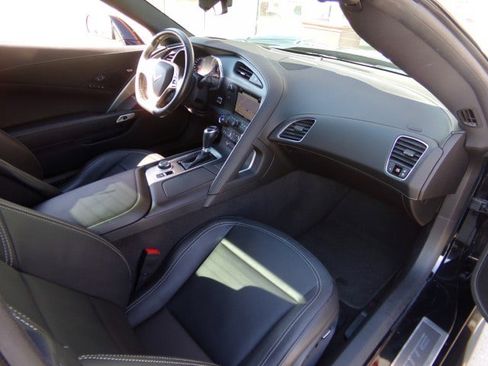 Used 2016 Chevrolet Corvette Stingray Convertible w/ 2LT Preferred Equipment Group RWD image 26