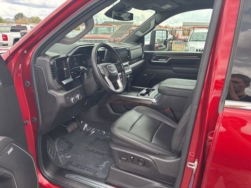 Used 2025 GMC Sierra 3500 SLT w/ SLT Premium Package image 16