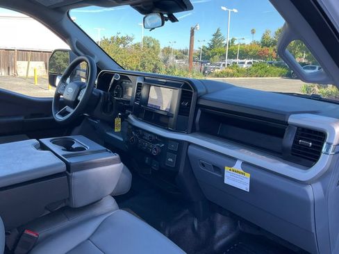 New 2025 Ford F350 XL w/ XL Chrome Package RWD image 93