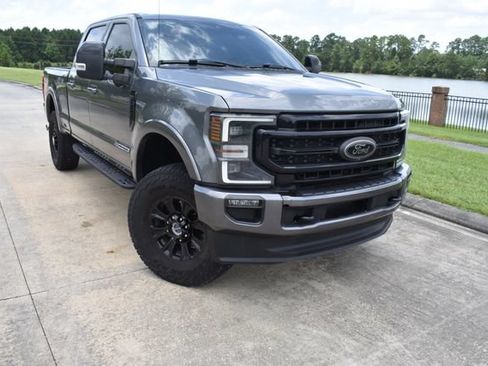 Used 2022 Ford F250 Lariat w/ Tremor Off-Road Package AWD/4WD image 2
