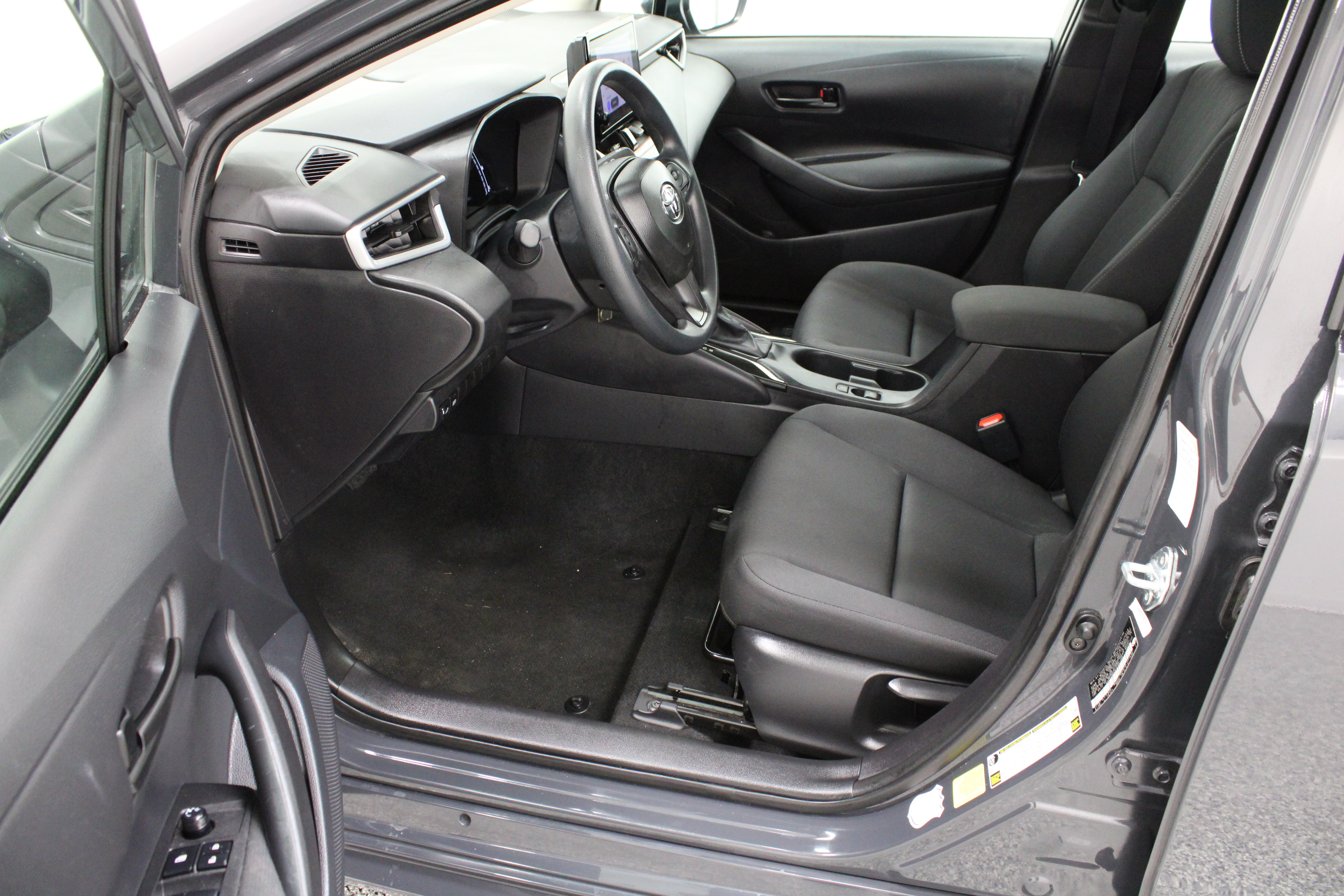 Certified 2026 Toyota Corolla LE FWD image 14
