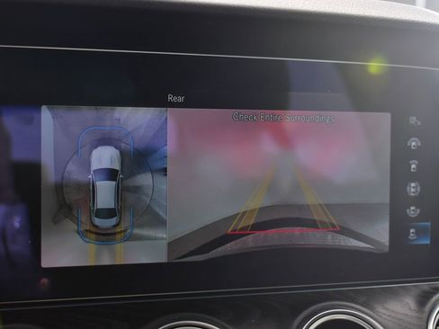 Certified 2023 Mercedes-Benz E 350 4MATIC Sedan image 21