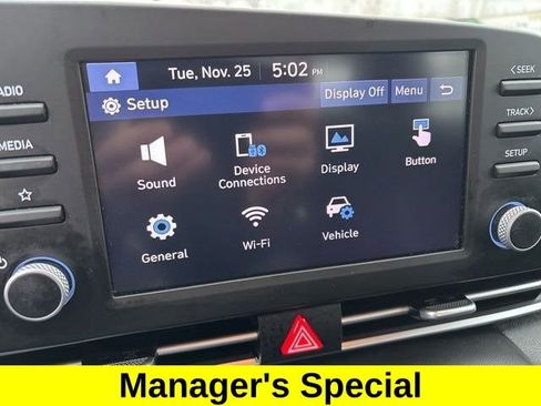 Used 2023 Hyundai Elantra SE image 21