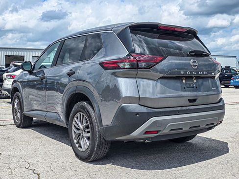 Used 2023 Nissan Rogue S AWD/4WD image 4