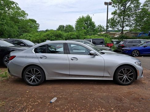 Used 2019 BMW 330i xDrive Sedan w/ Driving Assistance Package AWD/4WD image 2
