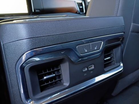 Used 2024 GMC Sierra 2500 Denali w/ Denali Reserve Package image 23