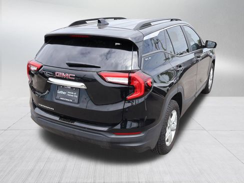 Used 2022 GMC Terrain SLE w/ Driver Convenience Package FWD image 7