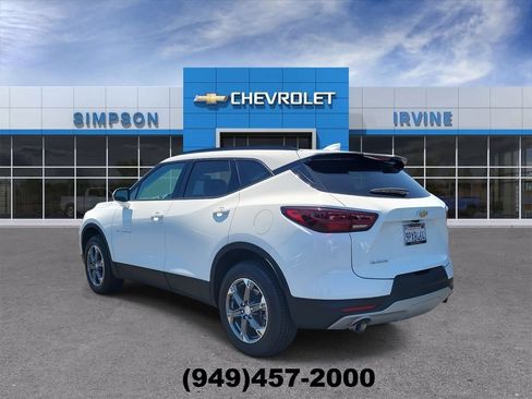 Used 2024 Chevrolet Blazer LT w/ Convenience Package FWD image 6