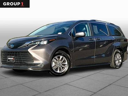 Used 2024 Toyota Sienna XLE