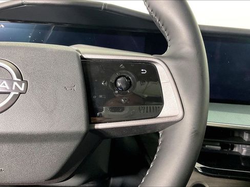 Certified 2025 Nissan Murano SL AWD/4WD image 27