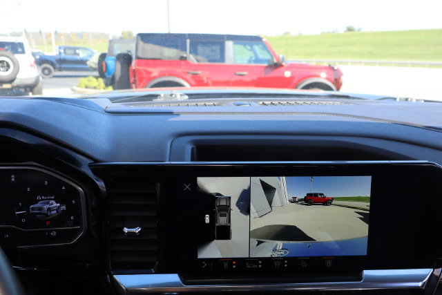 Used 2024 GMC Sierra 1500 SLT w/ SLT Premium Plus Package AWD/4WD image 26