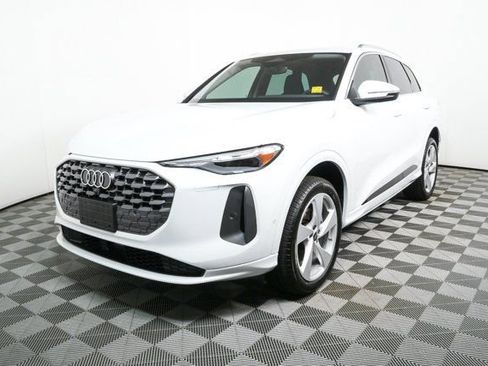 New 2025 Audi Q5 Premium Plus image 33