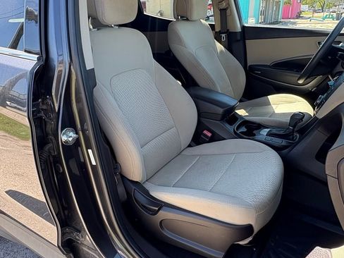 Used 2018 Hyundai Santa Fe Sport image 16