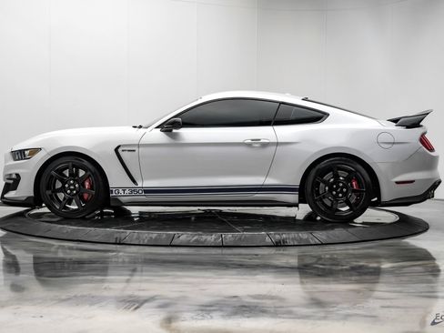 Used 2019 Ford Mustang Shelby GT350R w/ GT350R Equipment Group 920A RWD image 7
