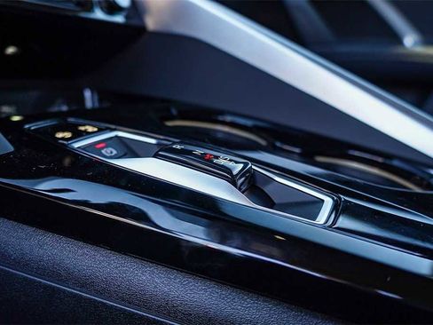 New 2025 Audi Q5 Premium image 24