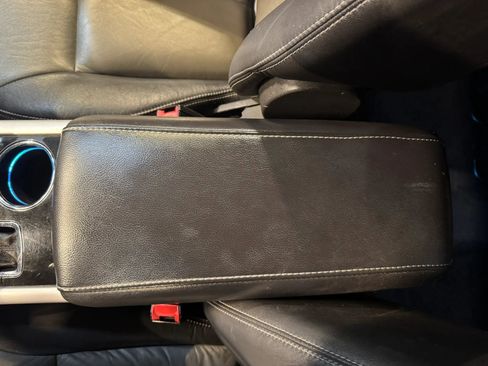 Used 2013 Ford Edge Sport w/ Driver Entry Pkg image 19