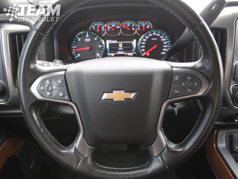 Used 2018 Chevrolet Silverado 1500 LTZ w/ Sport Package AWD/4WD image 17