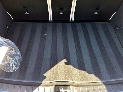 Certified 2025 Mercedes-Benz GLA 250 image 11