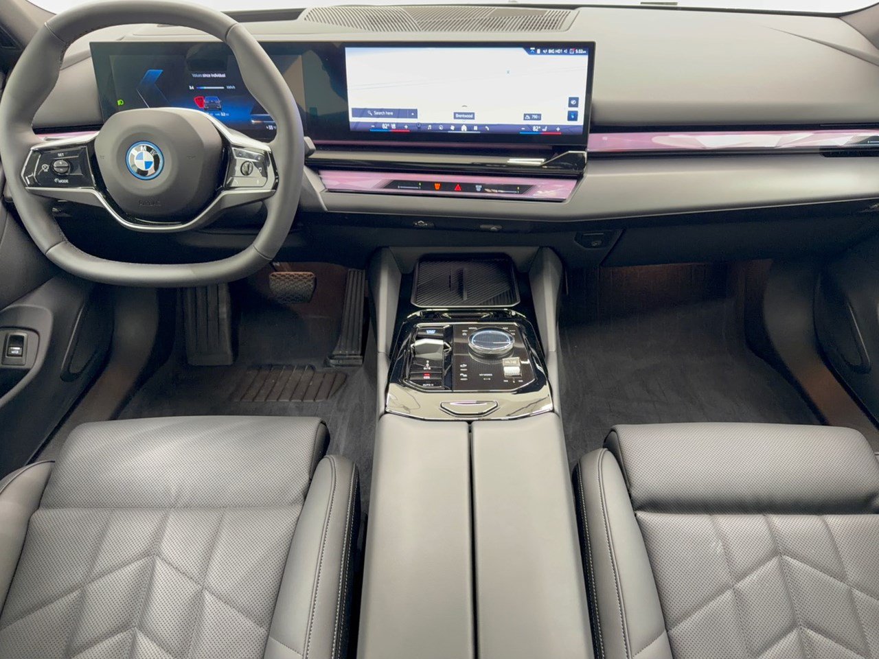 Certified 2025 BMW i5 eDrive40i w/ Premium Package RWD image 17