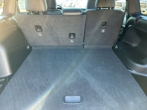 New 2025 Jeep Grand Cherokee Limited w/ Trailer Tow Package image 38