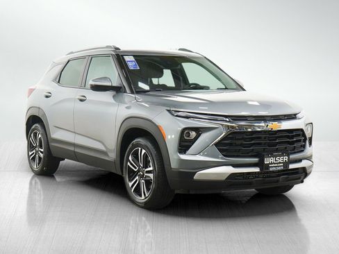 Used 2024 Chevrolet TrailBlazer LT w/ Convenience Package AWD/4WD image 7