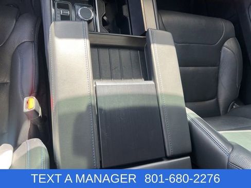 Used 2023 Toyota Tundra Platinum AWD/4WD image 28